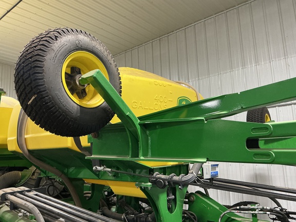 2023 John Deere DB60 Planter