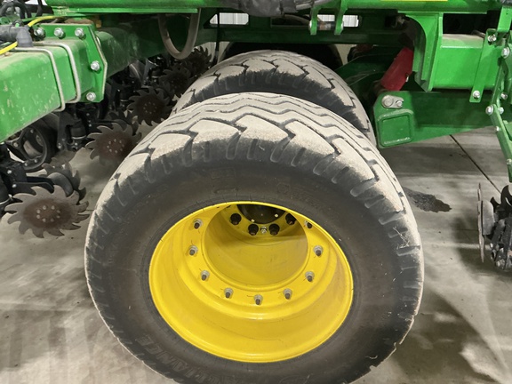 2023 John Deere DB60 Planter