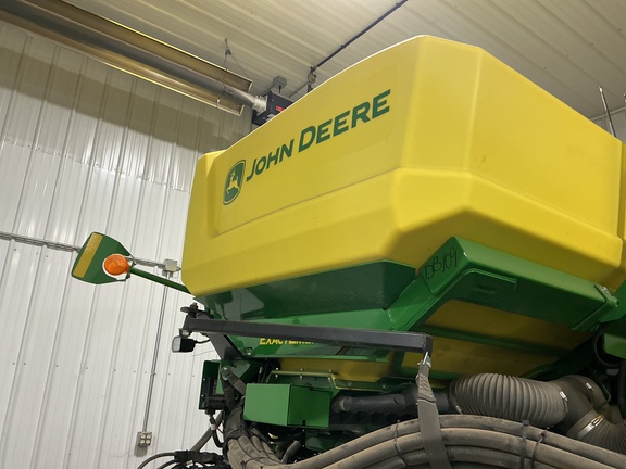 2023 John Deere DB60 Planter