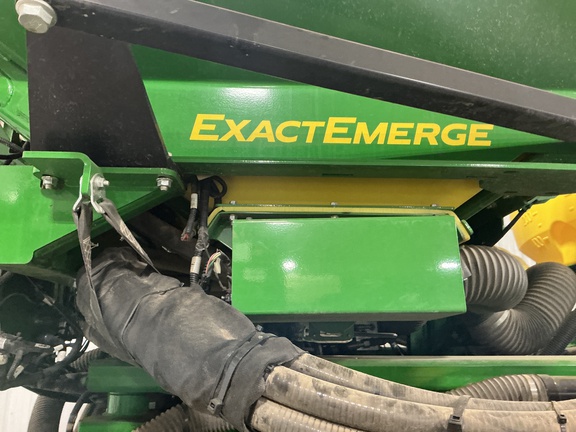 2023 John Deere DB60 Planter