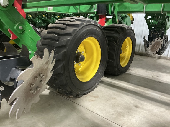 2023 John Deere DB60 Planter