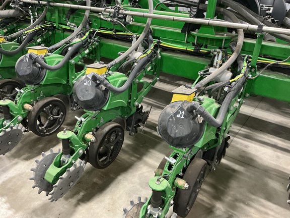 2023 John Deere DB60 Planter