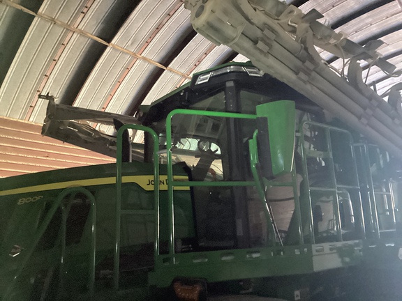 2025 John Deere 800R Sprayer/High Clearance