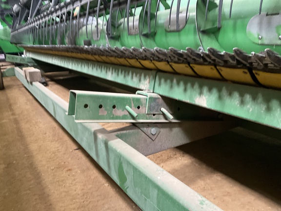 2009 John Deere 625F Header Combine