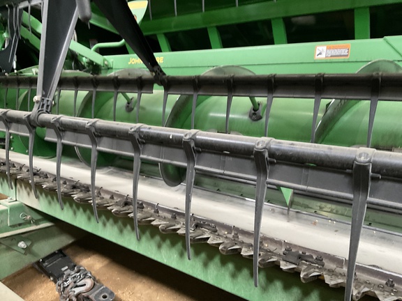 2009 John Deere 625F Header Combine