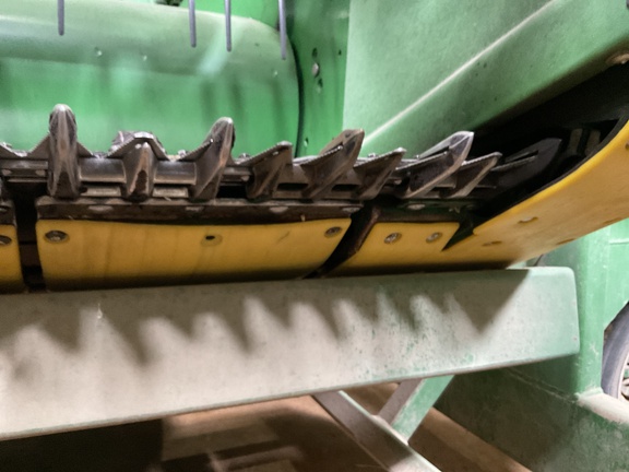 2009 John Deere 625F Header Combine