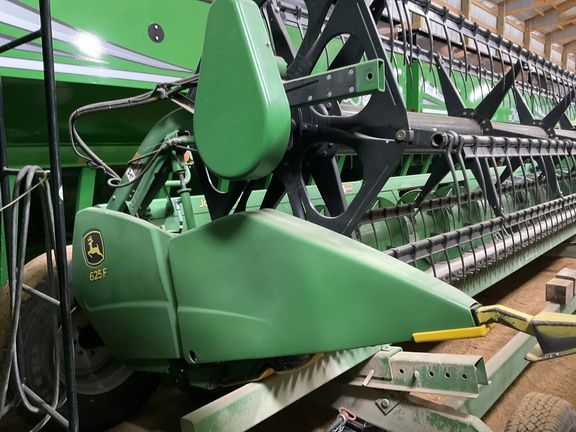2009 John Deere 625F Header Combine