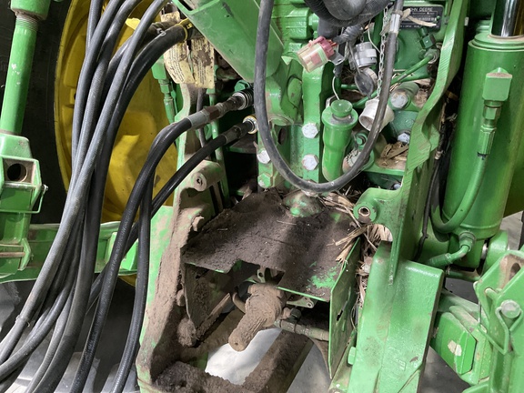 2009 John Deere 1790 Planter