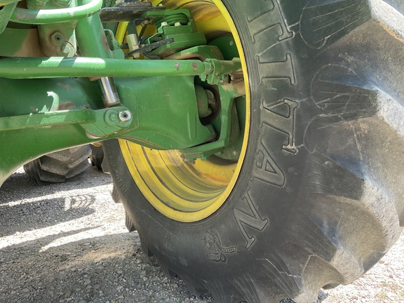 2012 John Deere 7215R Tractor