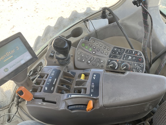 2012 John Deere 7215R Tractor