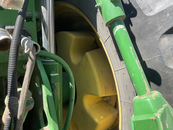2012 John Deere 7215R Tractor