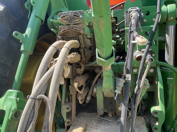 2012 John Deere 7215R Tractor