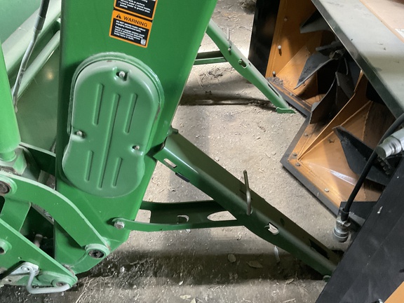 2012 John Deere 7215R Tractor