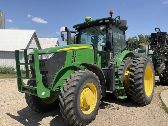 2012 John Deere 7215R Tractor