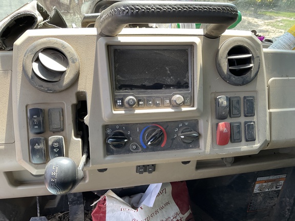 2023 John Deere XUV 835R ATV