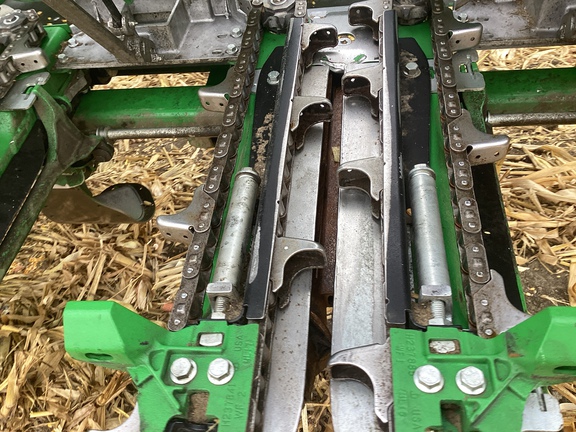 2025 John Deere CF 12 Header Corn Head