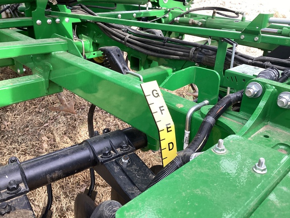 2025 John Deere 2330 Field Finisher
