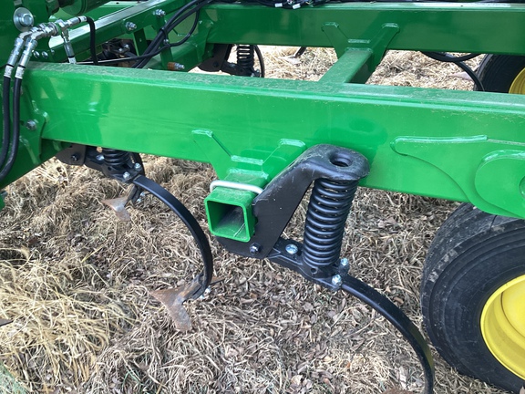 2025 John Deere 2330 Field Finisher