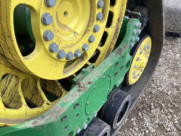 2025 John Deere 8RX 410 Tractor Rubber Track