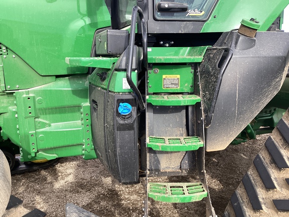 2025 John Deere 8RX 410 Tractor Rubber Track