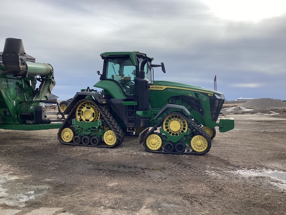 2025 John Deere 8RX 410 Tractor Rubber Track