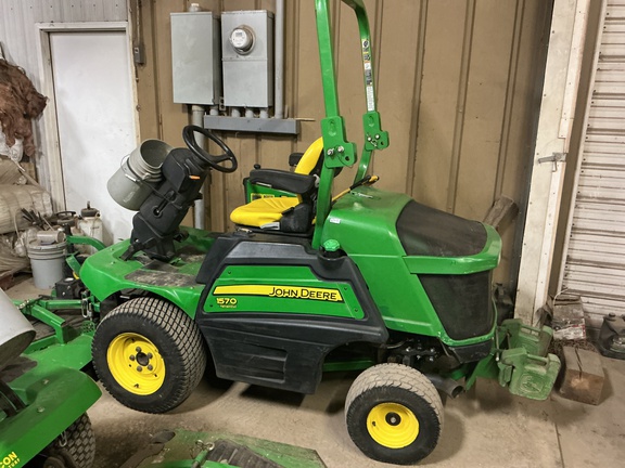 2016 John Deere 1570 Mower/Front Deck