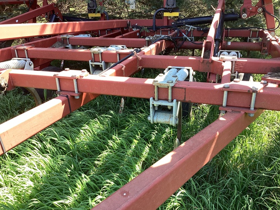 2003 Wil-Rich 5800 Chisel Plow