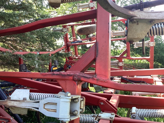 2003 Wil-Rich 5800 Chisel Plow
