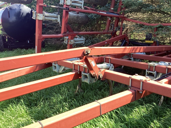 2003 Wil-Rich 5800 Chisel Plow
