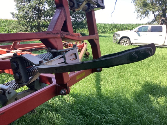 2003 Wil-Rich 5800 Chisel Plow