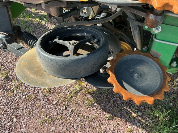 2023 John Deere N542C Air Seeder