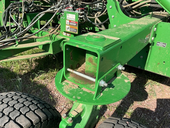 2023 John Deere N542C Air Seeder