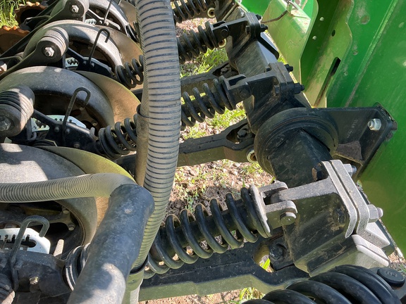 2023 John Deere N542C Air Seeder