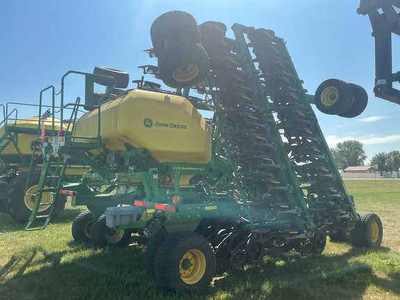 2023 John Deere N542C Air Seeder