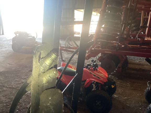 2007 Demco 950 Grain Cart