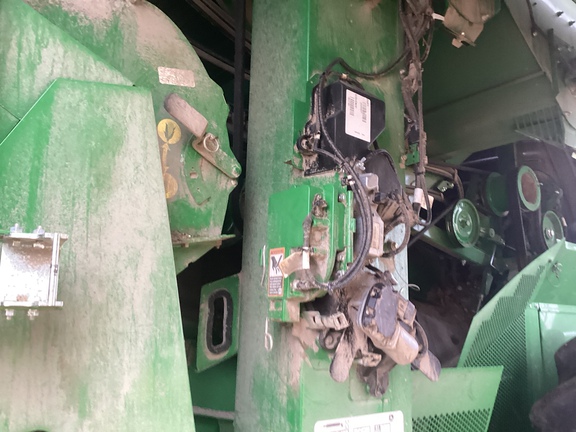 2025 John Deere S7 800 Combine