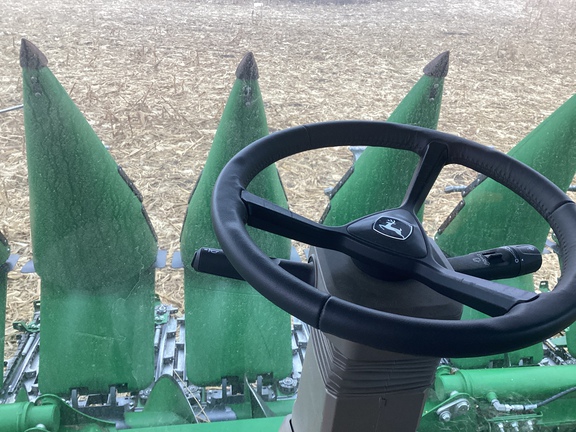 2025 John Deere S7 800 Combine