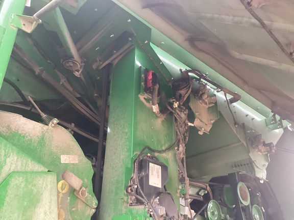 2025 John Deere S7 800 Combine