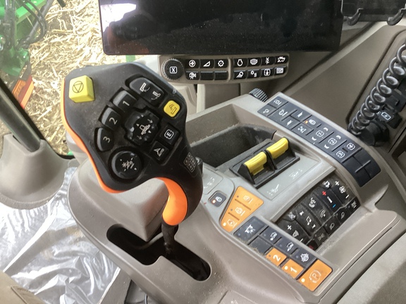 2025 John Deere S7 800 Combine