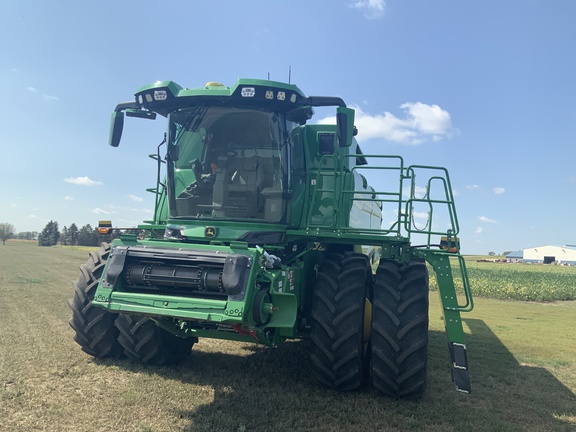 2025 John Deere S7 800 Combine