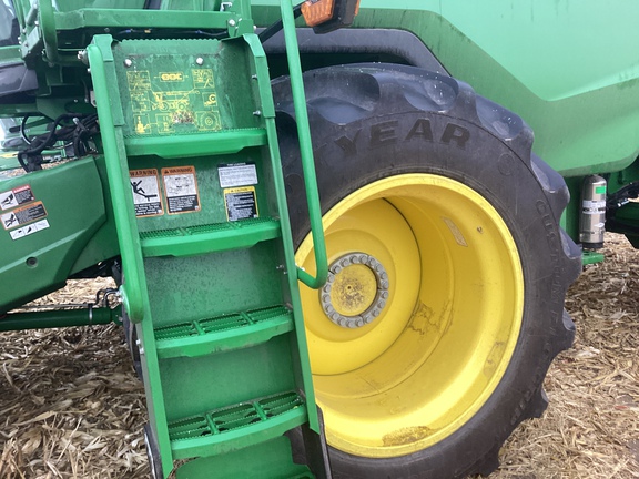 2025 John Deere S7 800 Combine