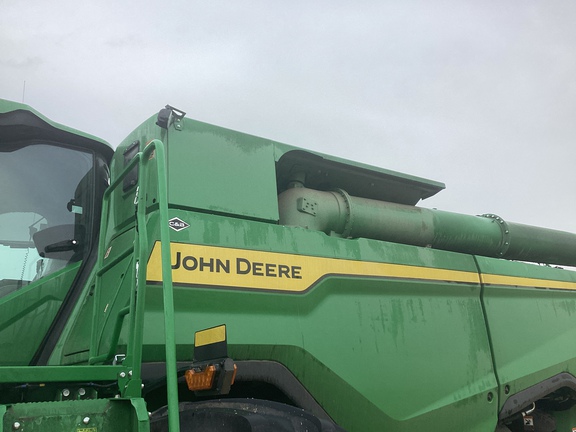 2025 John Deere S7 800 Combine