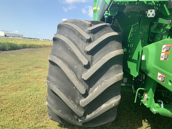 2025 John Deere S7 800 Combine