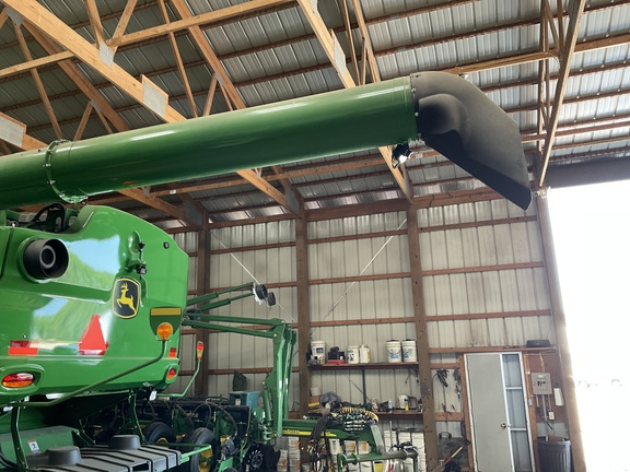 2023 John Deere S760 Combine