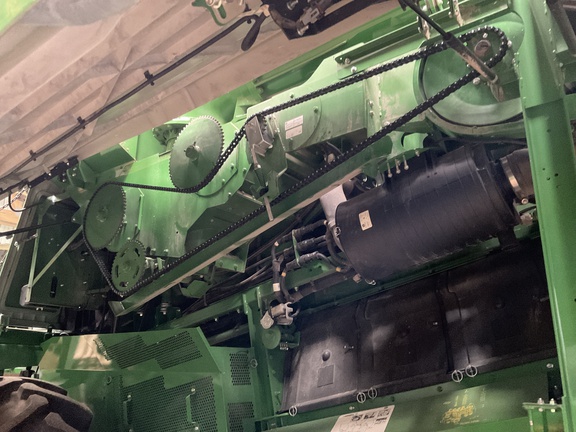2023 John Deere S760 Combine