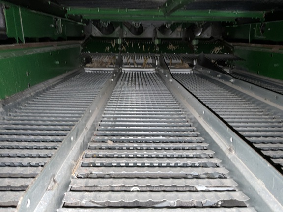 2023 John Deere S760 Combine
