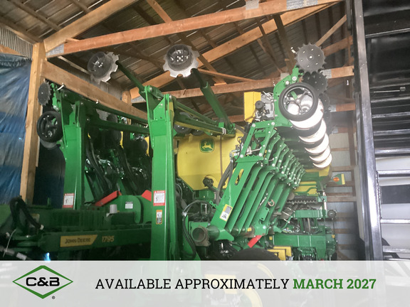 2022 John Deere 1795 Planter