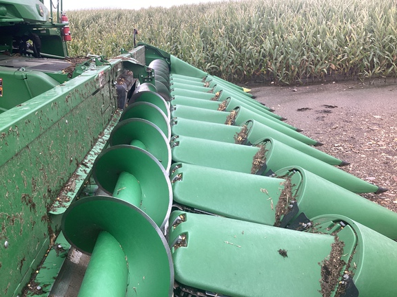 2024 John Deere C12R Header Corn Head
