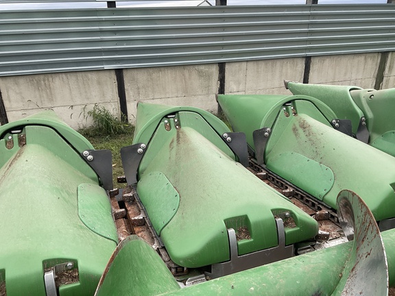 2014 John Deere 608C Header Corn Head