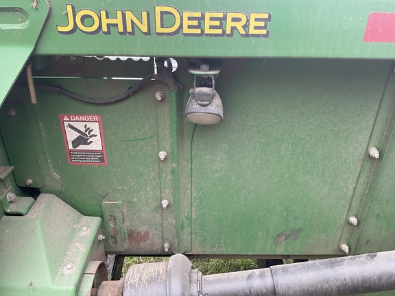 2014 John Deere 608C Header Corn Head